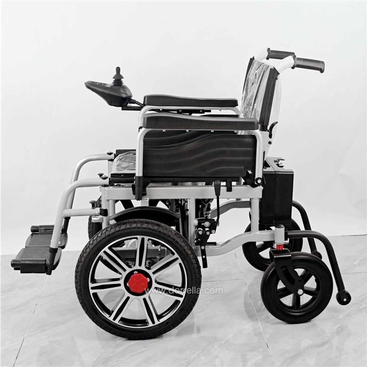 Obstacle driven wheelchair DETAILS